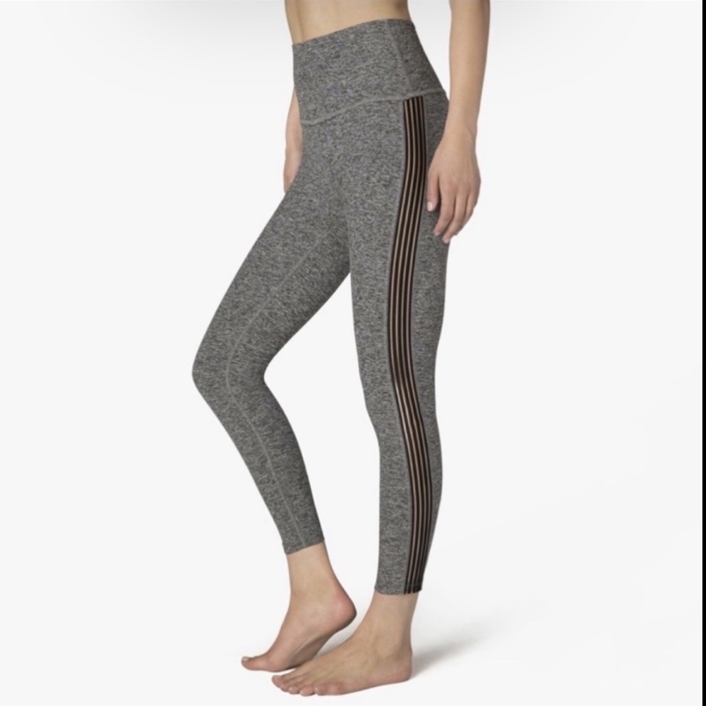 Beyond Yoga Sheer Illusion High
Waisted Midi Legging Sz XS